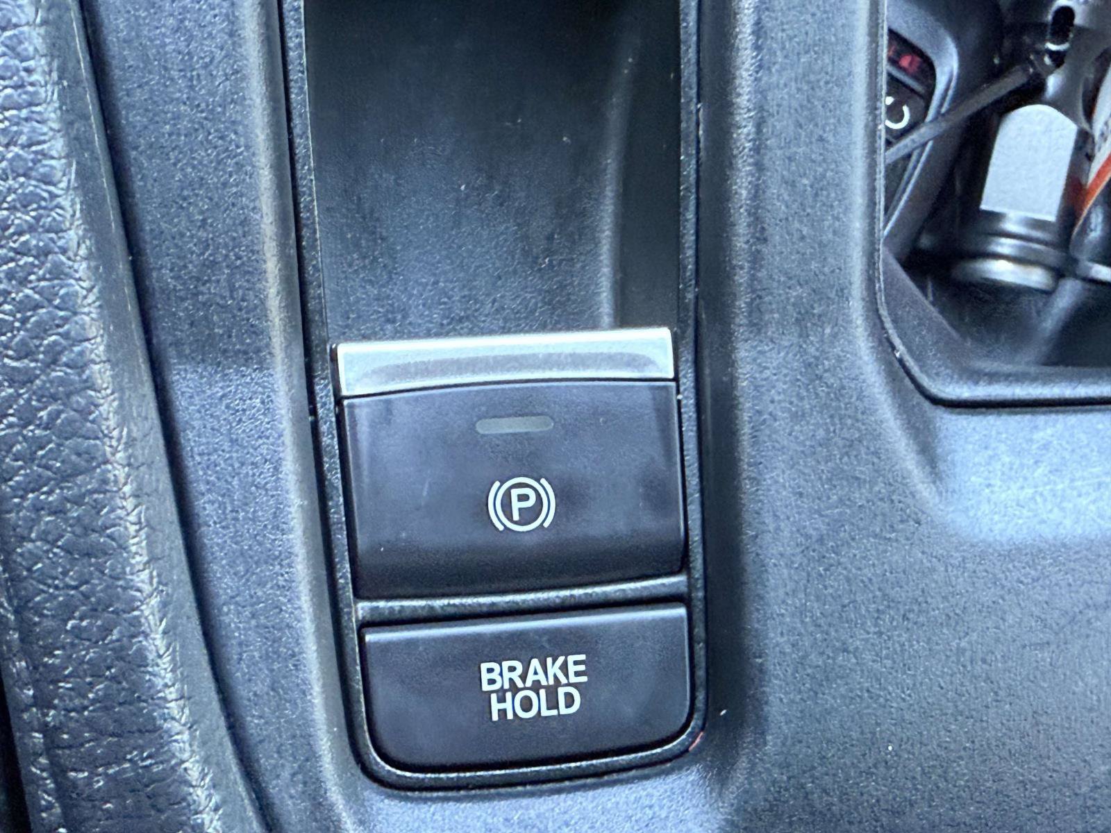 Certified 2025 Honda Accord LX image 22