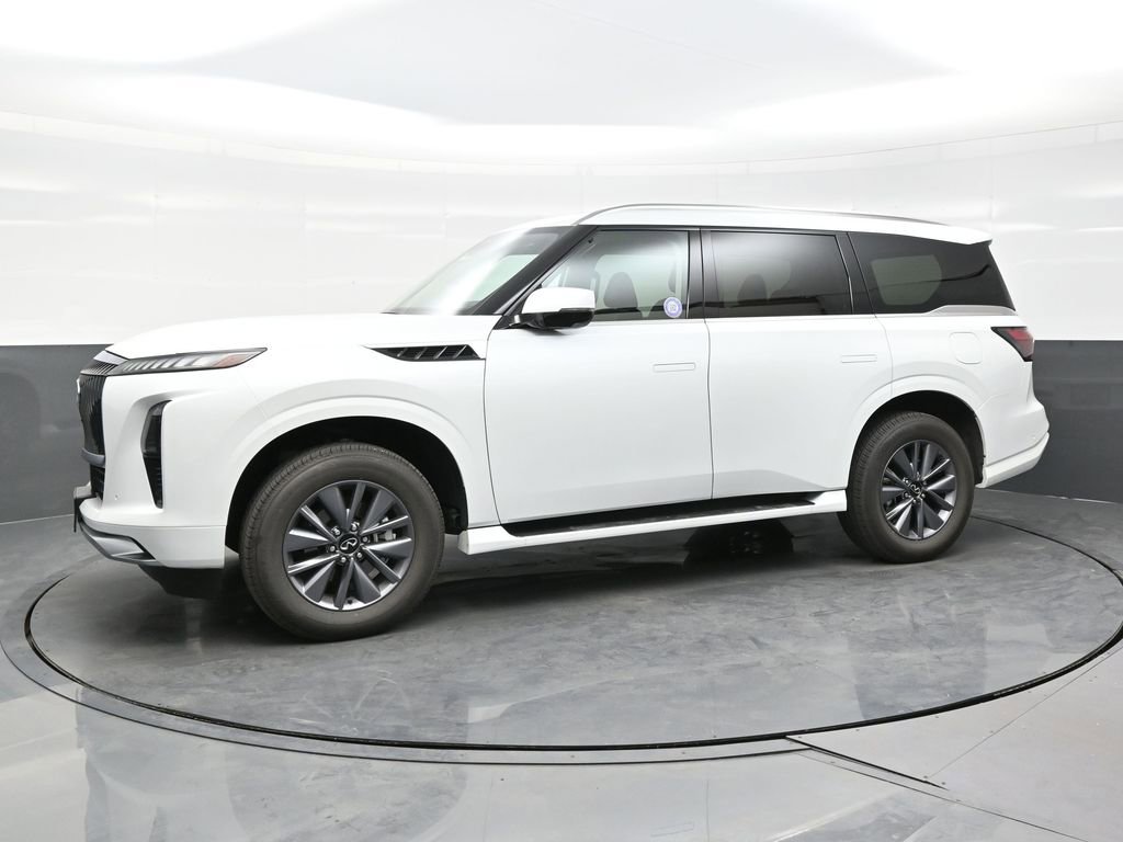 Certified 2025 INFINITI QX80 Pure image 3