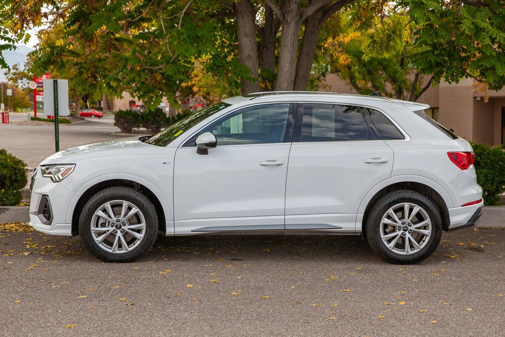Used 2024 Audi Q3 2.0T Premium image 8