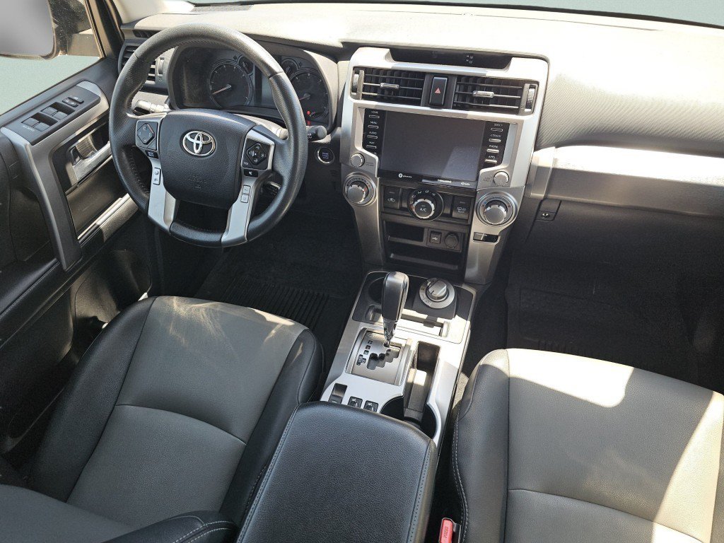 Used 2022 Toyota 4Runner SR5 Premium AWD/4WD image 34