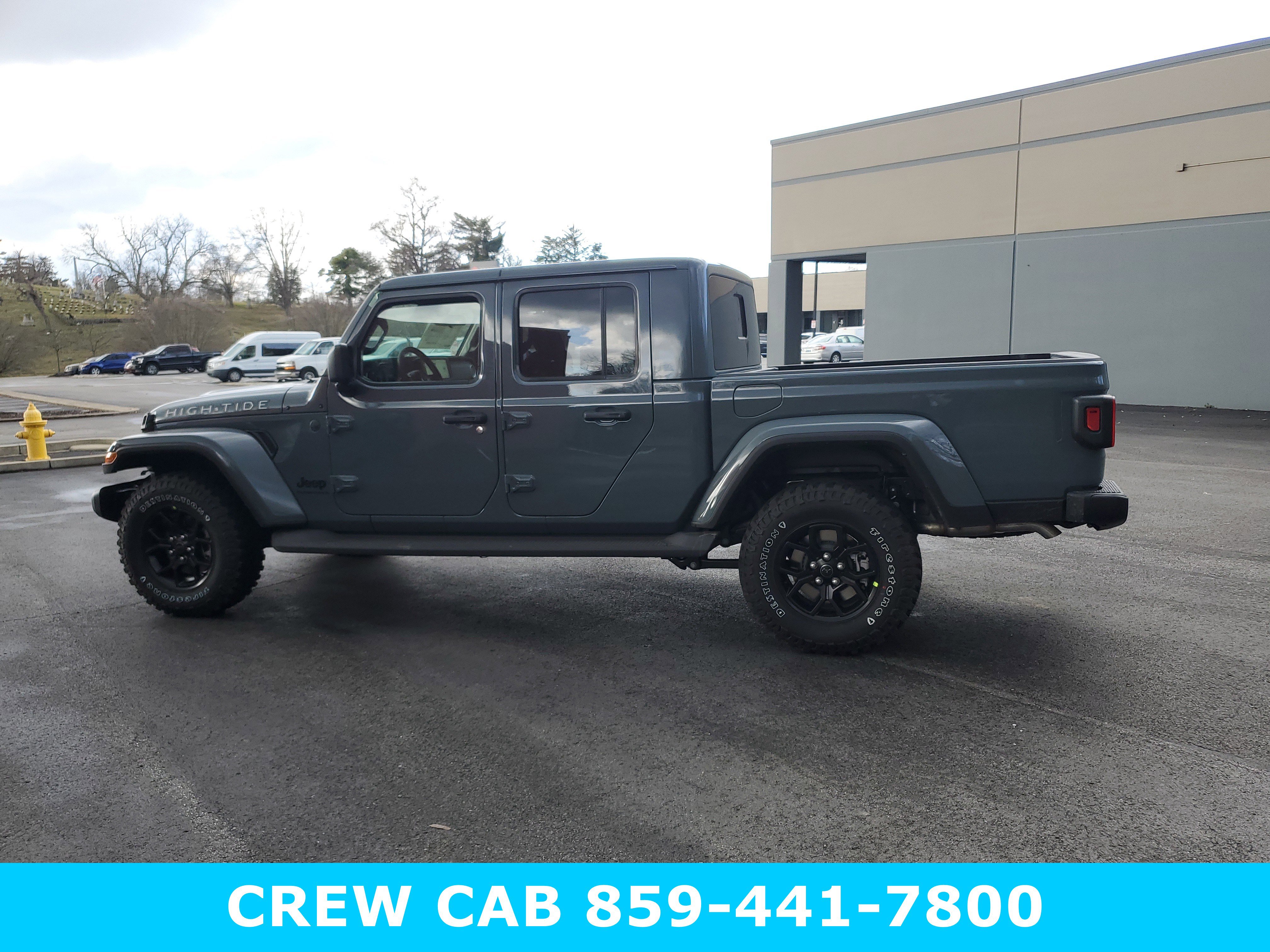 New 2025 Jeep Gladiator High Tide image 8