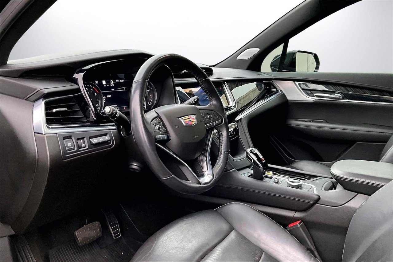 Used 2022 Cadillac XT6 Premium Luxury w/ Technology Package image 20