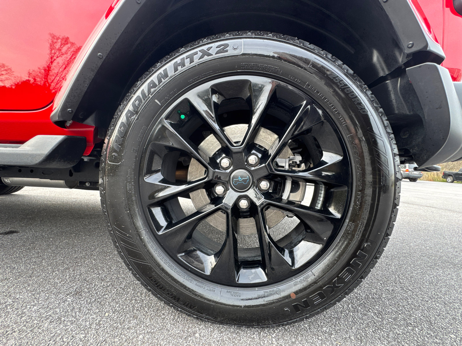 Used 2025 Jeep Wrangler Sahara image 20