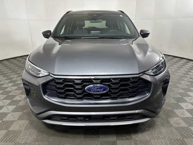 Used 2024 Ford Escape ST-Line image 8