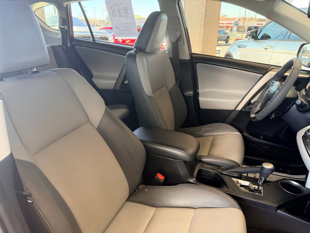 Used 2014 Toyota RAV4 Limited AWD/4WD image 22