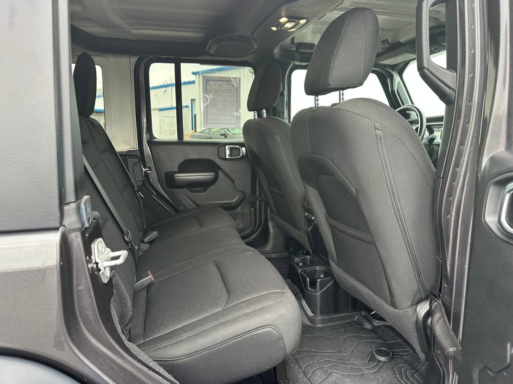 Used 2020 Jeep Wrangler Unlimited Willys image 15