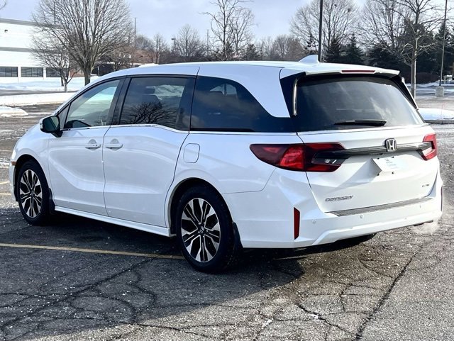 Certified 2025 Honda Odyssey Elite image 5
