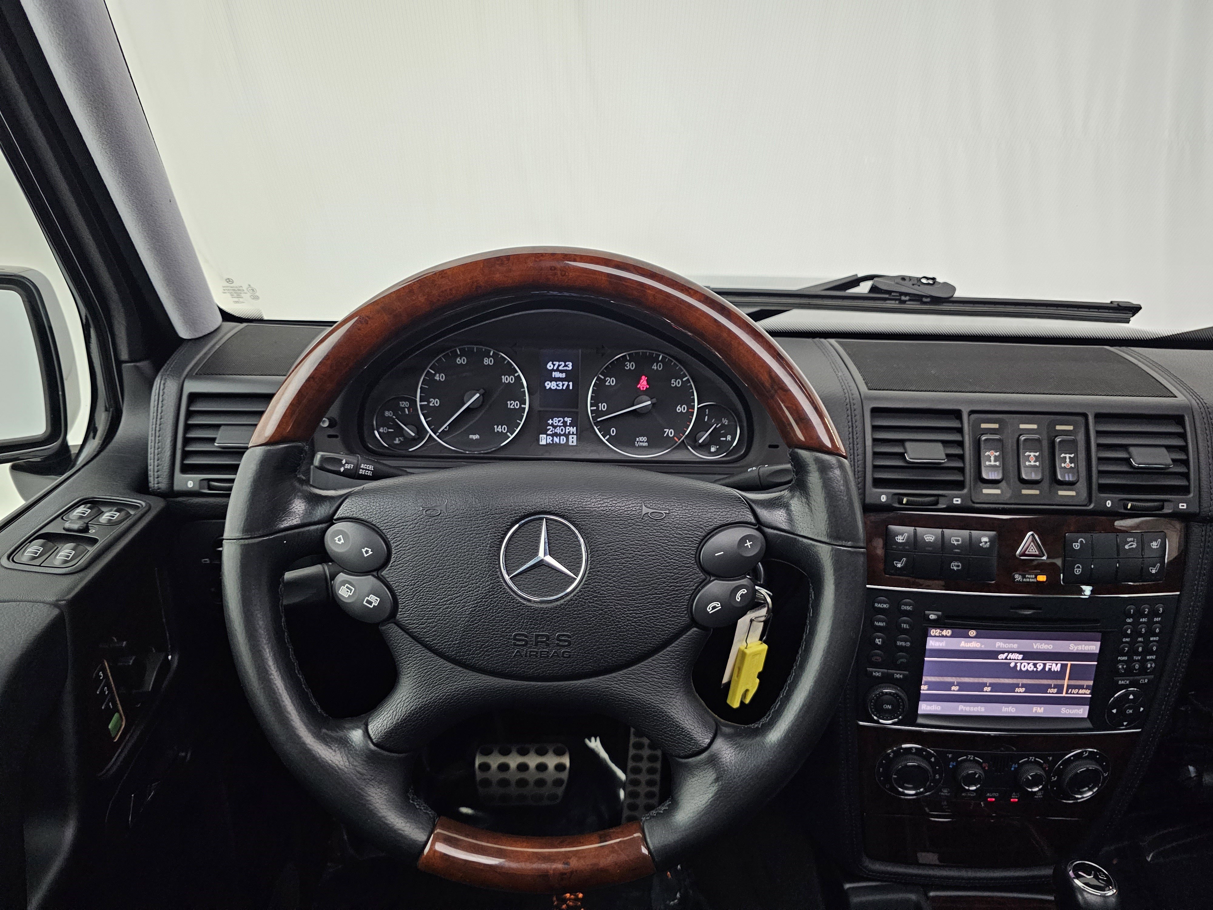 Used 2012 Mercedes-Benz G 550 image 7