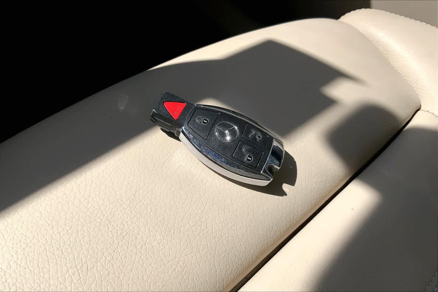 Used 2019 Mercedes-Benz GLC 300 4MATIC image 15