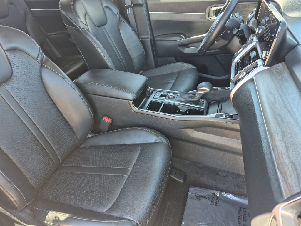 Certified 2023 Kia Sorento X-Line EX AWD/4WD image 16