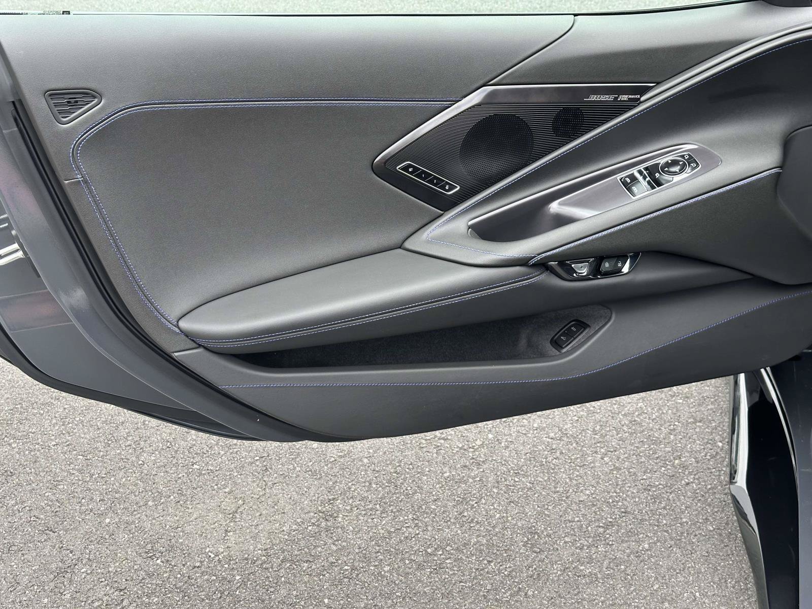 New 2027 Chevrolet Corvette Z06 w/ Stealth Interior Trim Package RWD image 21