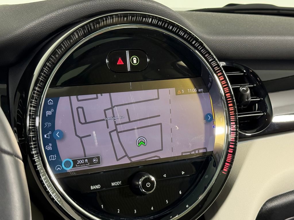 Certified 2024 MINI Cooper SE image 18