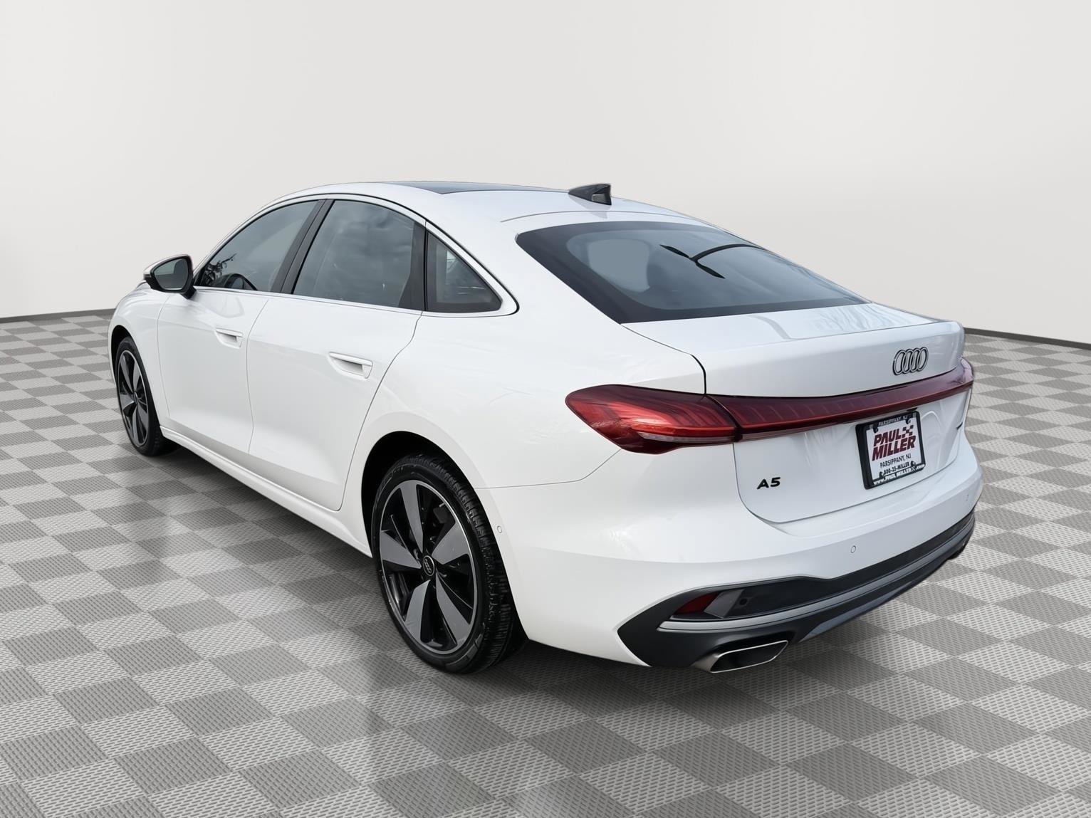 Used 2025 Audi A5 2.0T Premium w/ Convenience Package image 4
