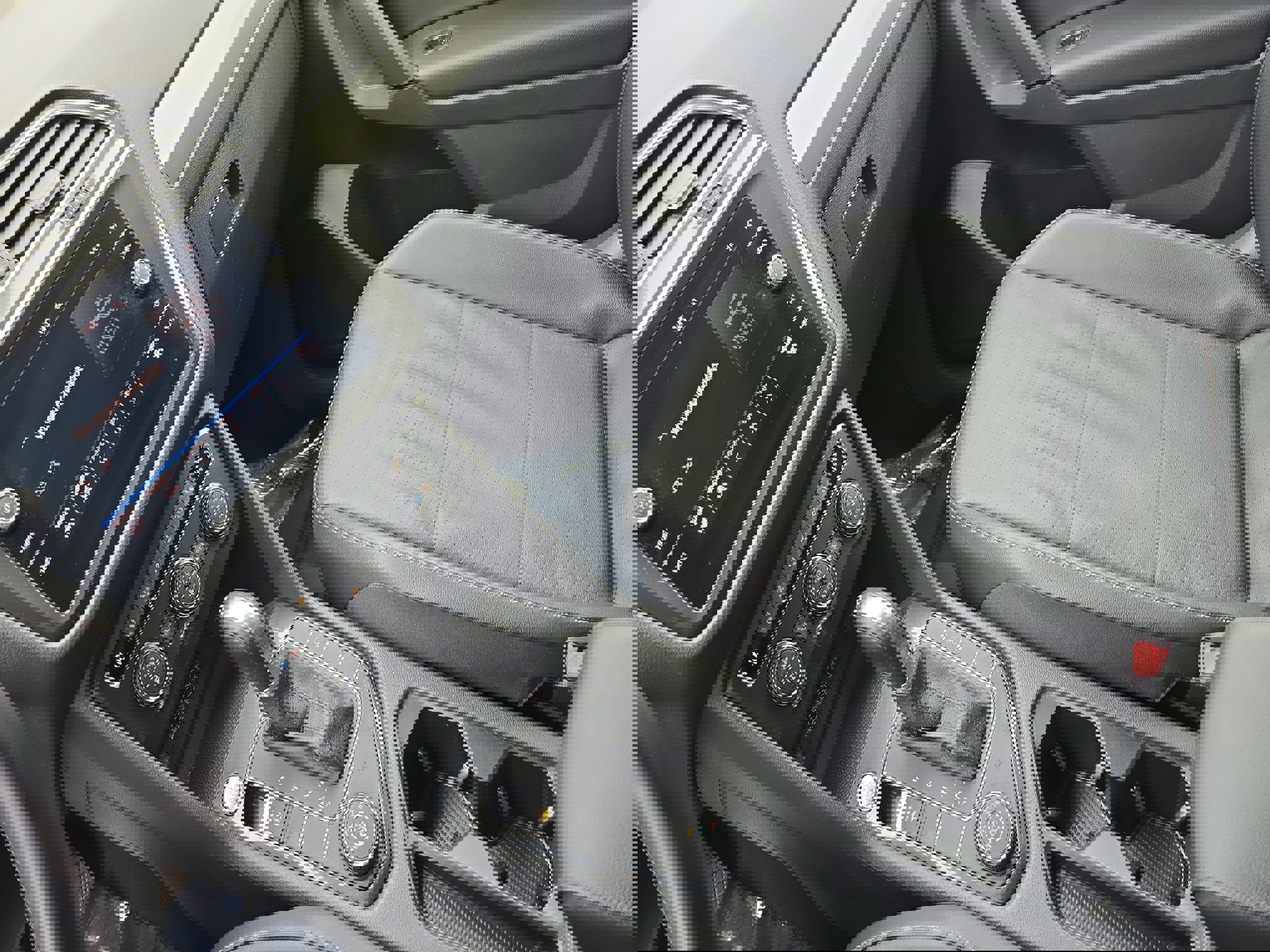 Used 2019 Volkswagen Tiguan SE w/ Panoramic Sunroof Package image 22