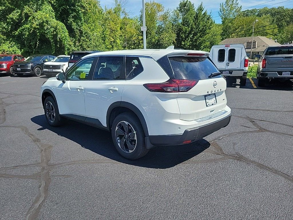New 2026 Nissan Rogue SV image 4