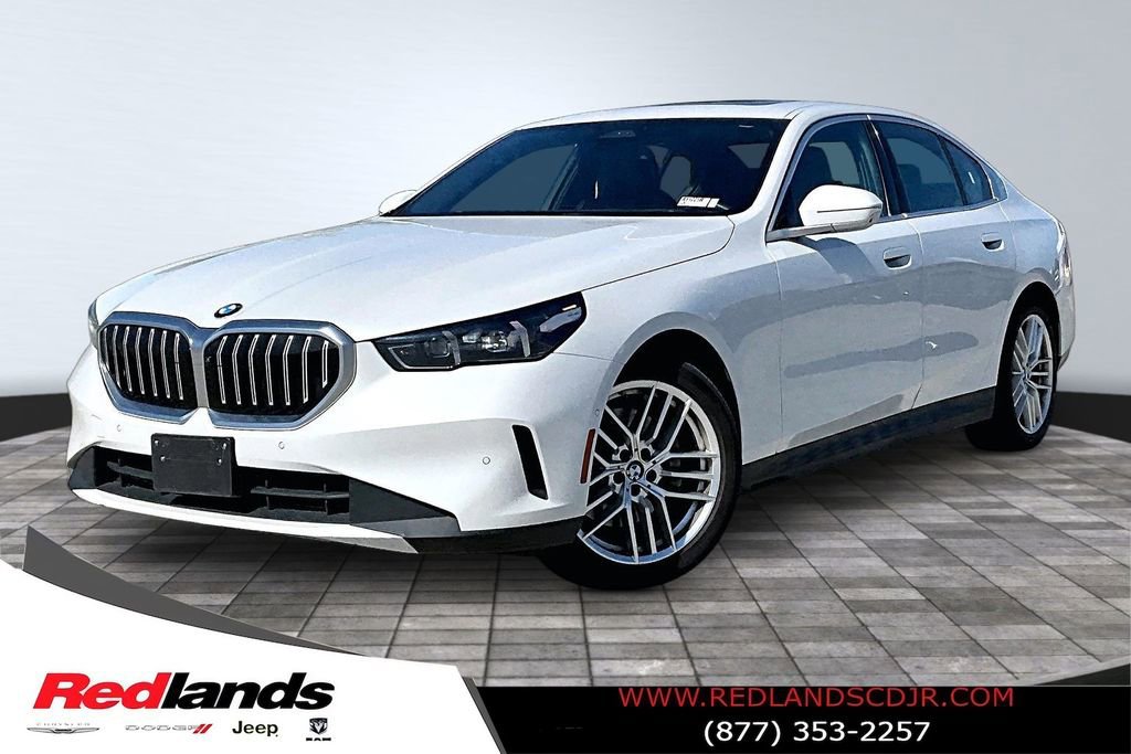 Used 2024 BMW 530i RWD image 1