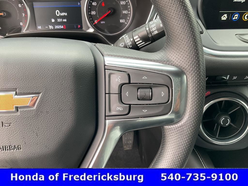 Used 2025 Chevrolet Blazer LT image 36