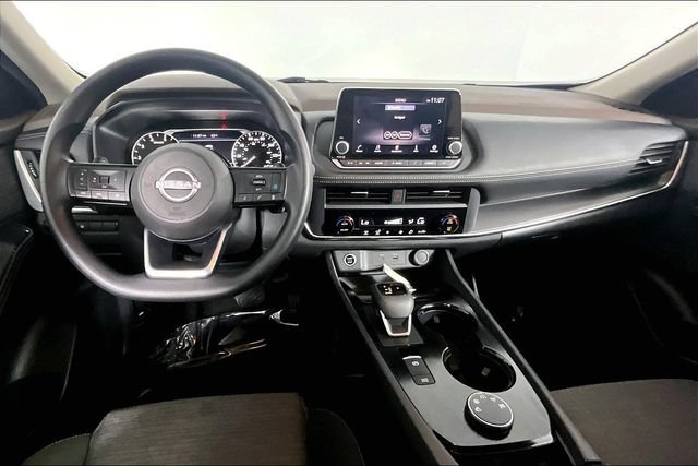 Used 2023 Nissan Rogue SV AWD/4WD image 18