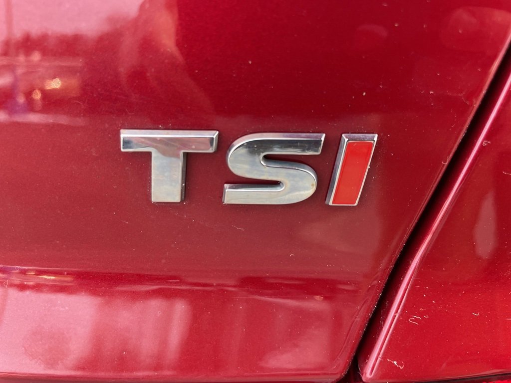 Used 2018 Volkswagen Passat 2.0T SE image 7