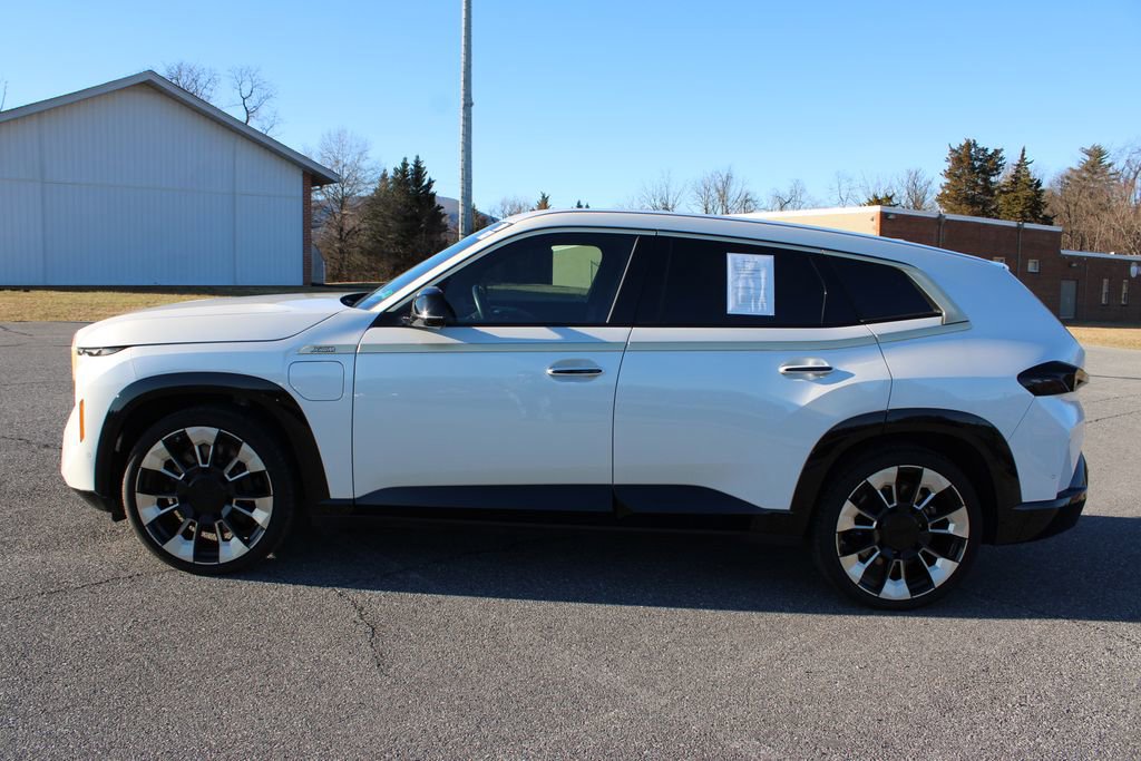 New 2023 BMW XM image 5