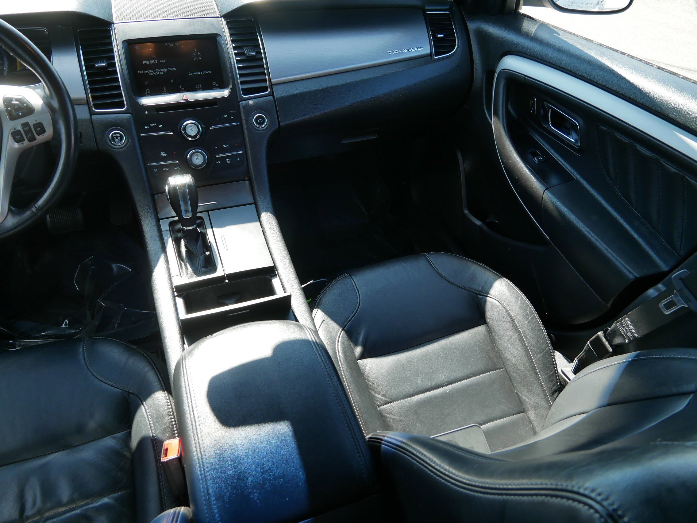 Used 2016 Ford Taurus SEL w/ Equipment Group 201A image 11
