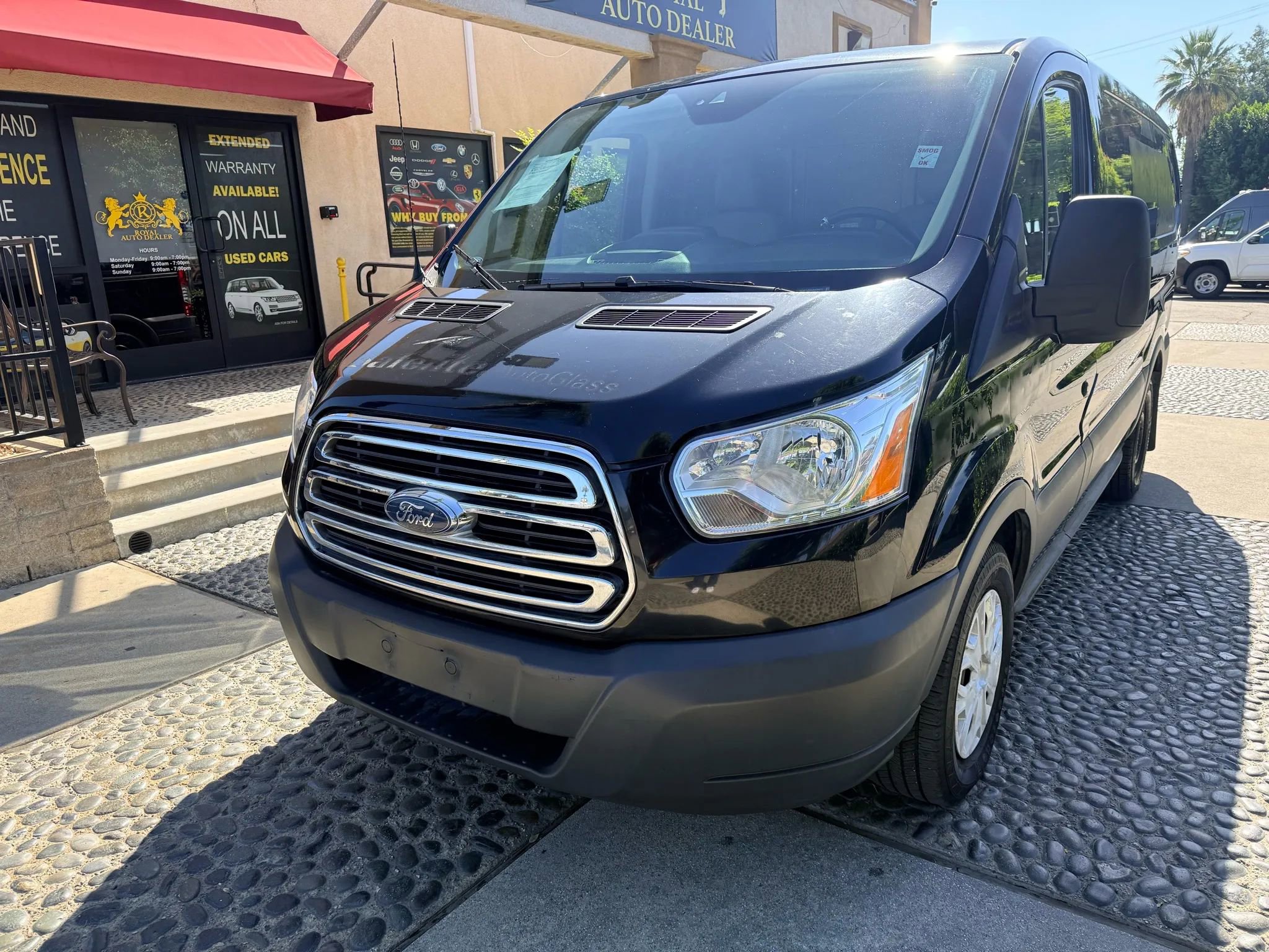Used 2018 Ford Transit 150 130 Low Roof w/ Exterior Upgrade Package image 2