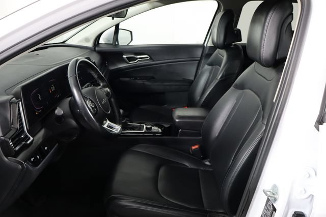 Used 2025 Kia Sportage EX FWD image 14