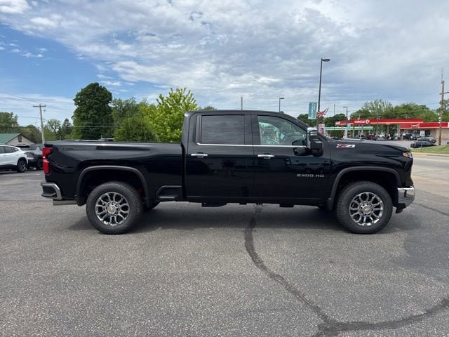 New 2026 Chevrolet Silverado 2500 LTZ w/ LTZ Plus Package AWD/4WD image 6