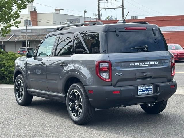 New 2025 Ford Bronco Sport Outer Banks image 5