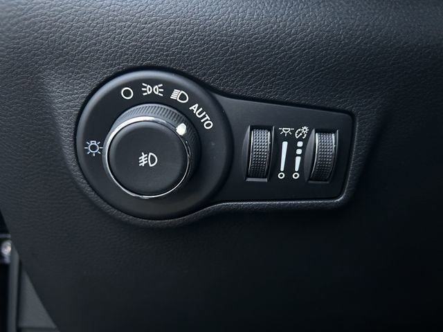 New 2026 Jeep Compass Limited image 27