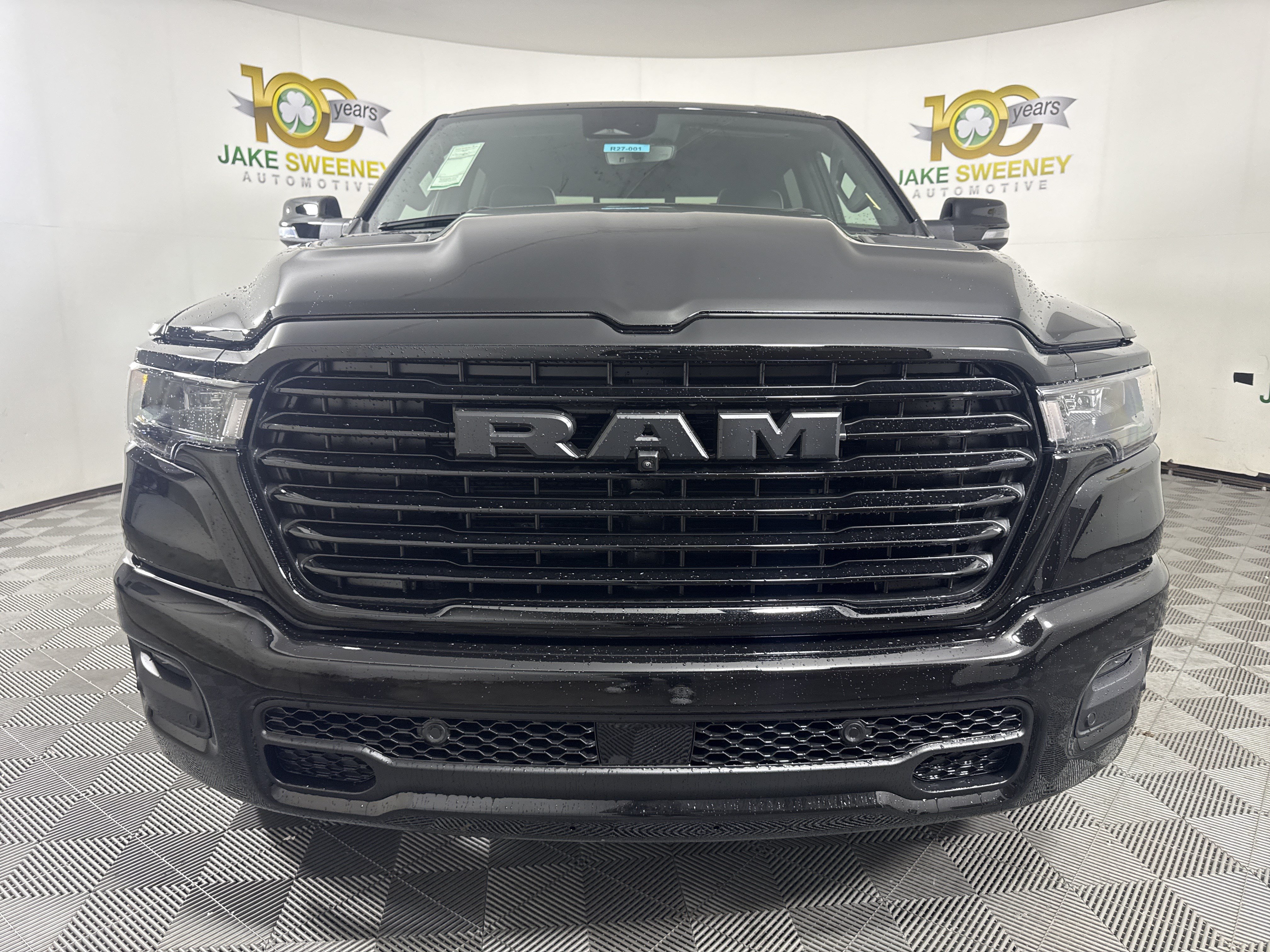 New 2027 RAM 1500 Laramie w/ Night Edition AWD/4WD image 3