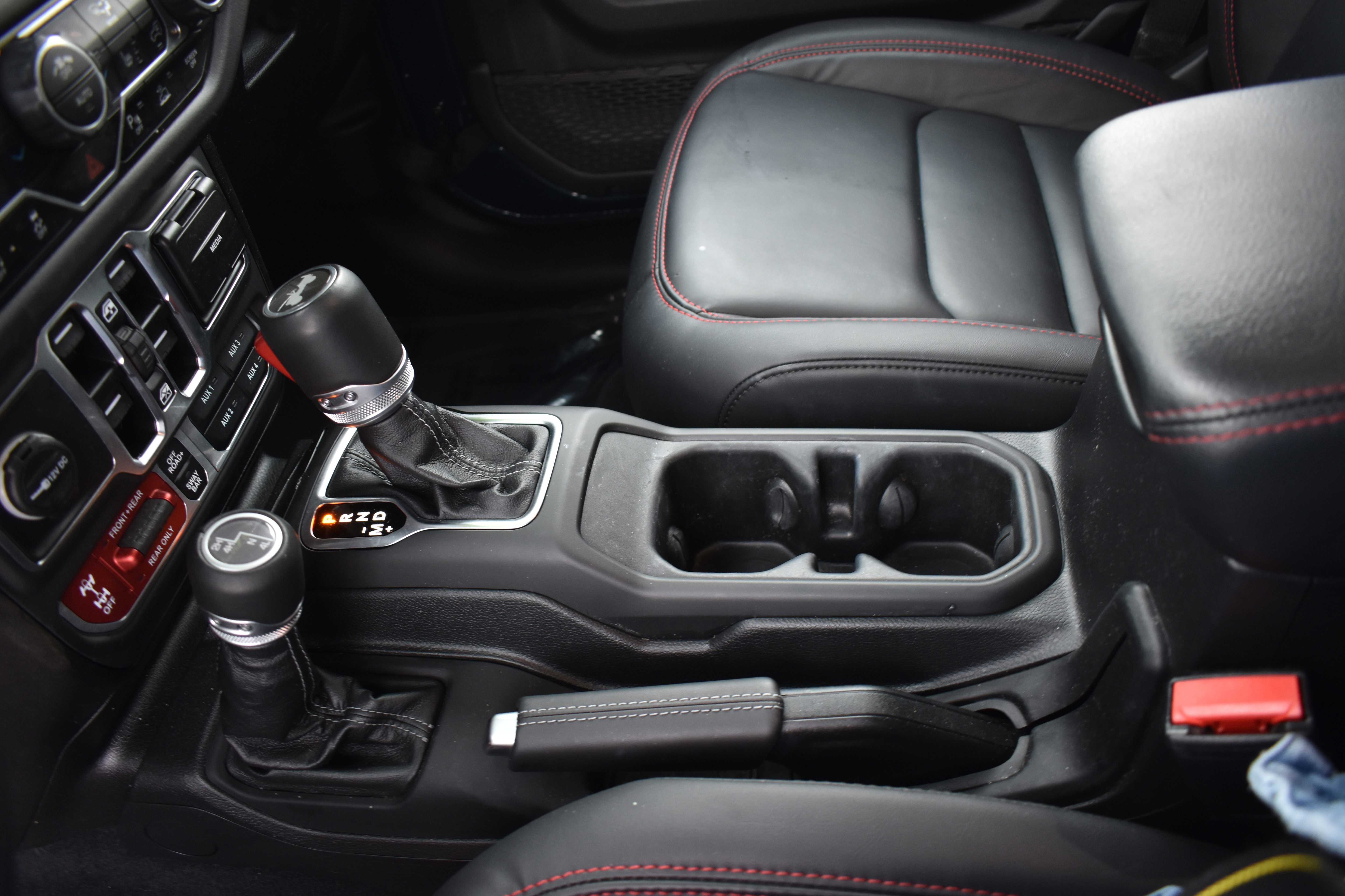 Used 2025 Jeep Wrangler Unlimited Rubicon w/ Safety Group image 23