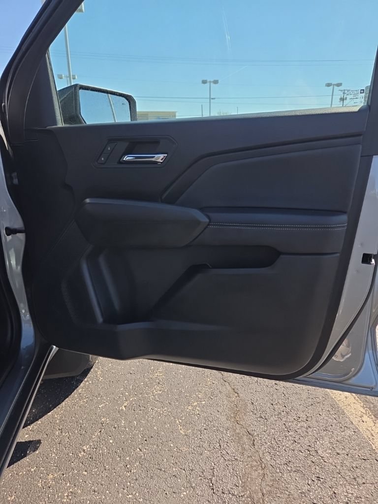 Used 2023 Chevrolet Colorado LT w/ LT Convenience Package II AWD/4WD image 26