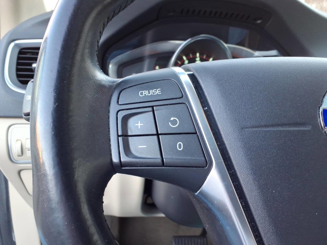 Used 2015 Volvo S60 T5 Premier image 25