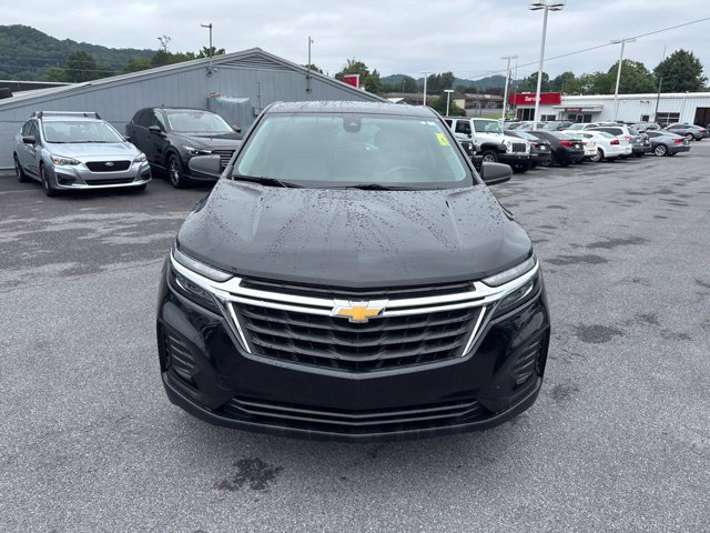 Used 2023 Chevrolet Equinox LS AWD/4WD image 3