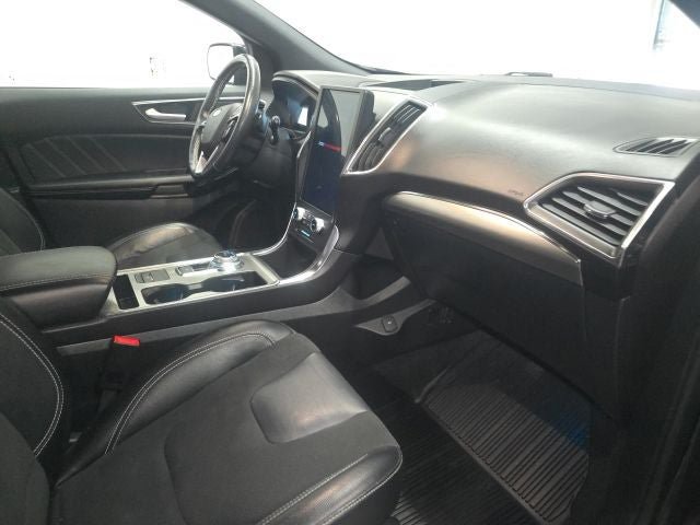 Used 2023 Ford Edge ST AWD/4WD image 4