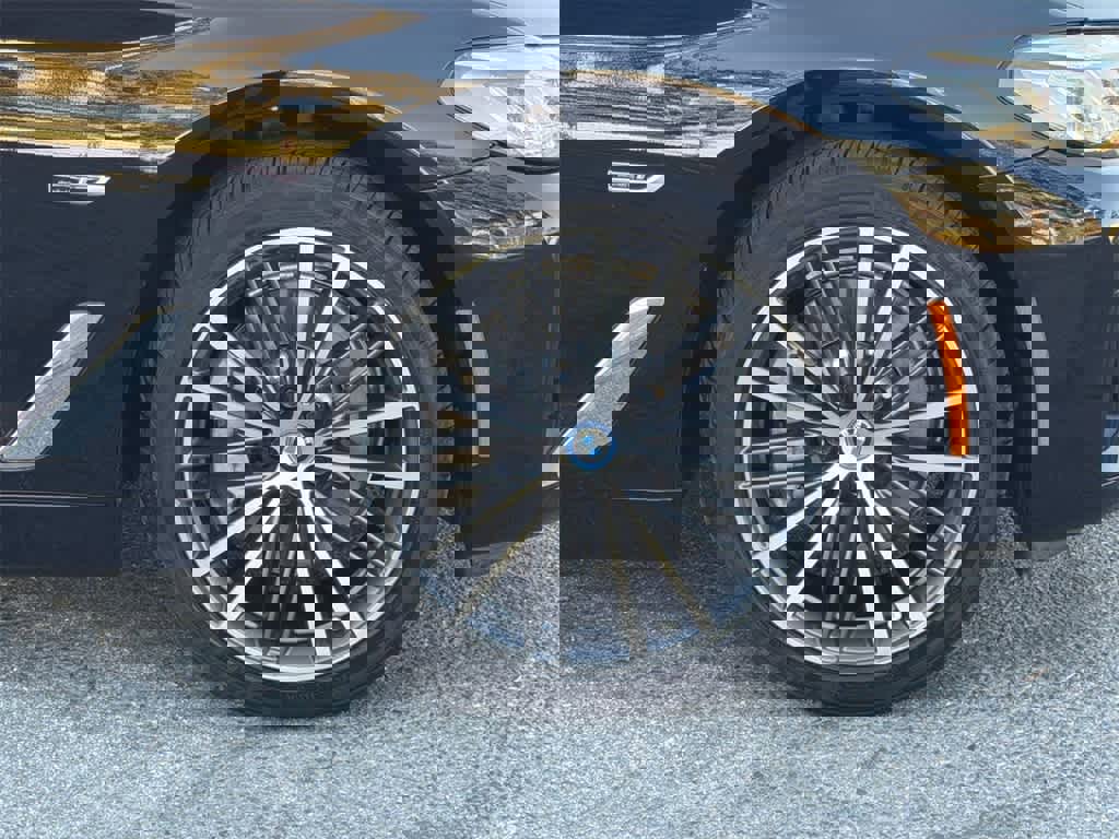 Used 2023 BMW 530e xDrive image 44