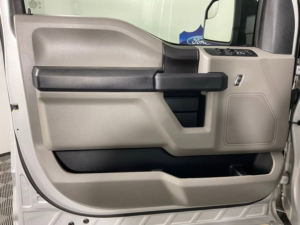 Used 2019 Ford F150 XL w/ Equipment Group 101A Mid AWD/4WD image 12