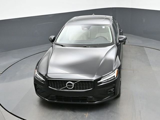 Used 2024 Volvo S60 B5 Plus image 42