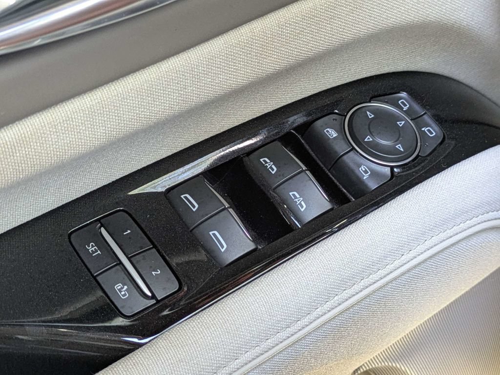 Used 2023 Cadillac Escalade ESV Sport Platinum AWD/4WD image 29