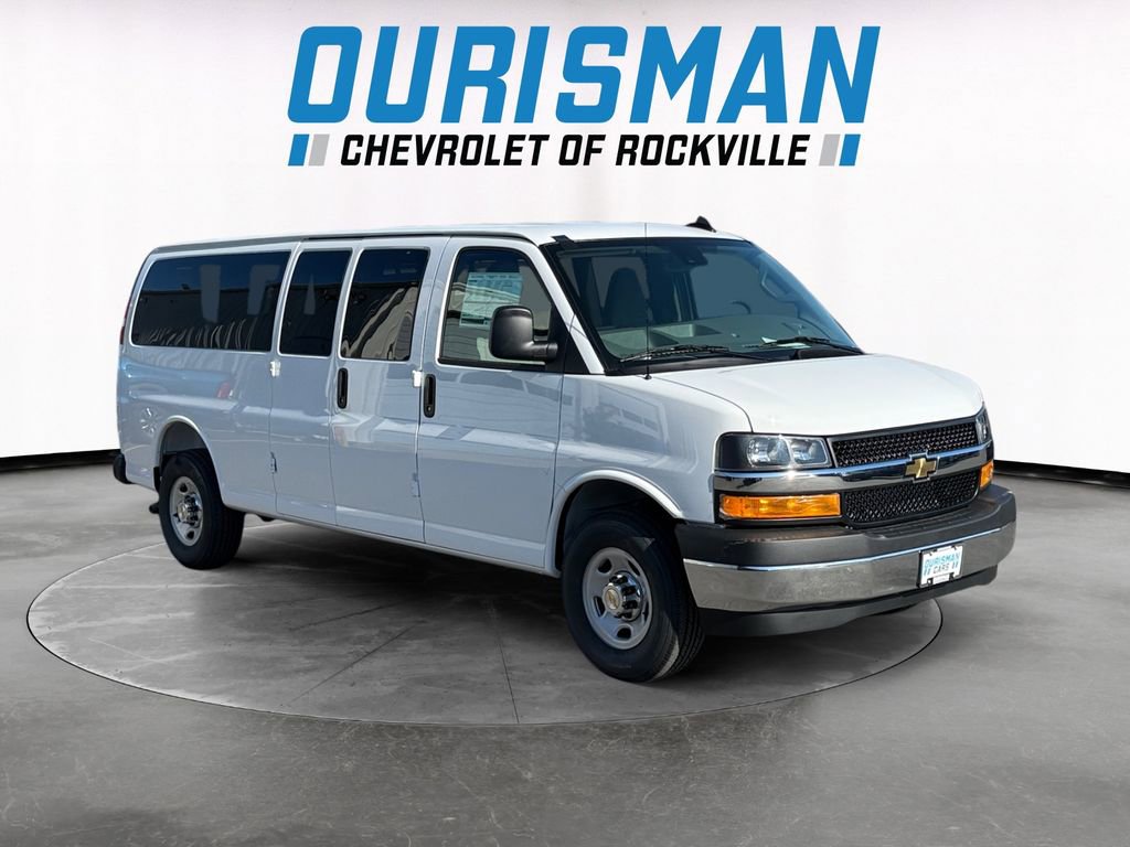 New 2026 Chevrolet Express 3500 LT w/ LT Preferred Equipment Group RWD image 1