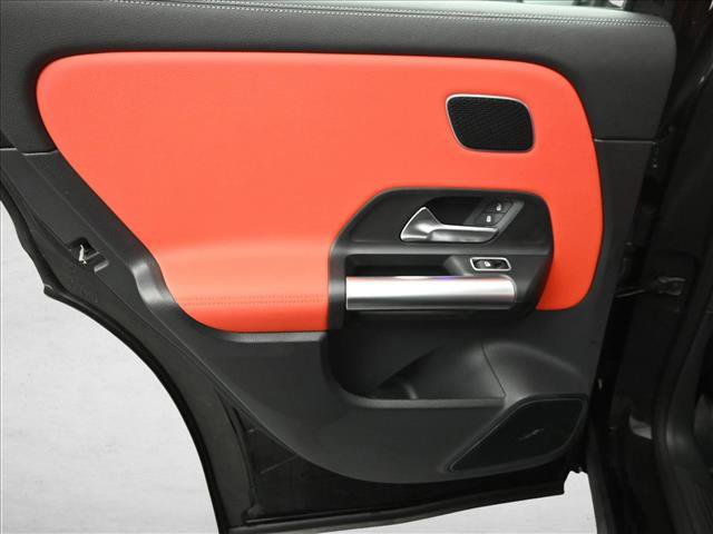 New 2026 Mercedes-Benz GLA 35 AMG 4MATIC image 23