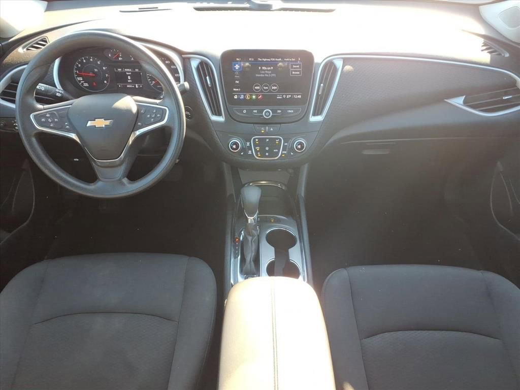 Used 2024 Chevrolet Malibu LT image 13