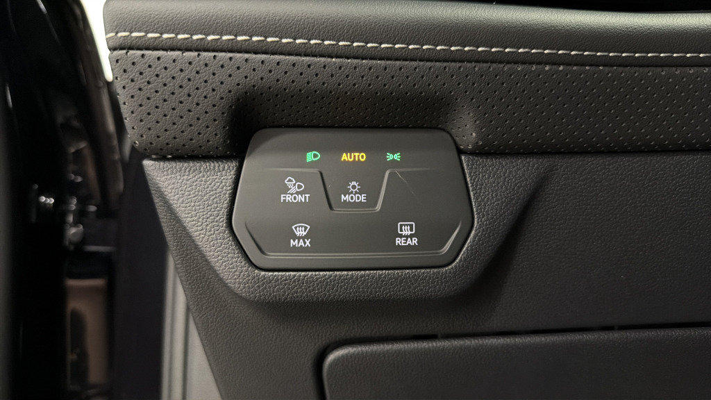 New 2026 Volkswagen Atlas Cross Sport SE AWD/4WD image 19