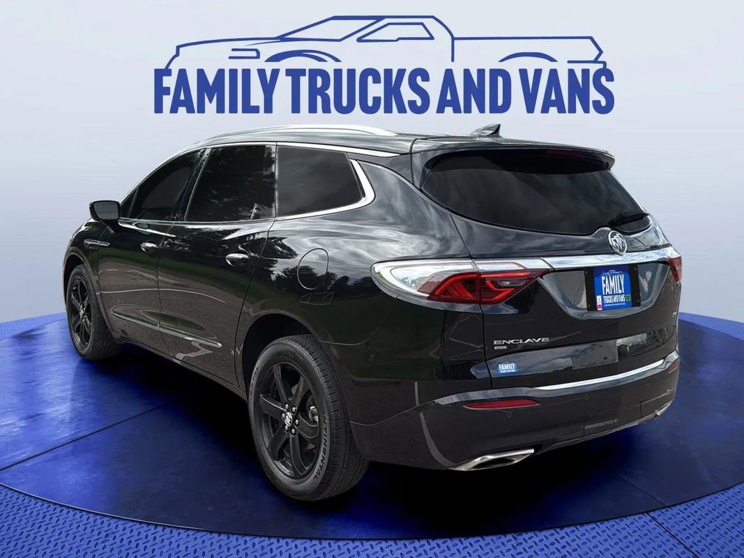 Used 2023 Buick Enclave Essence w/ Experience Buick Package image 3