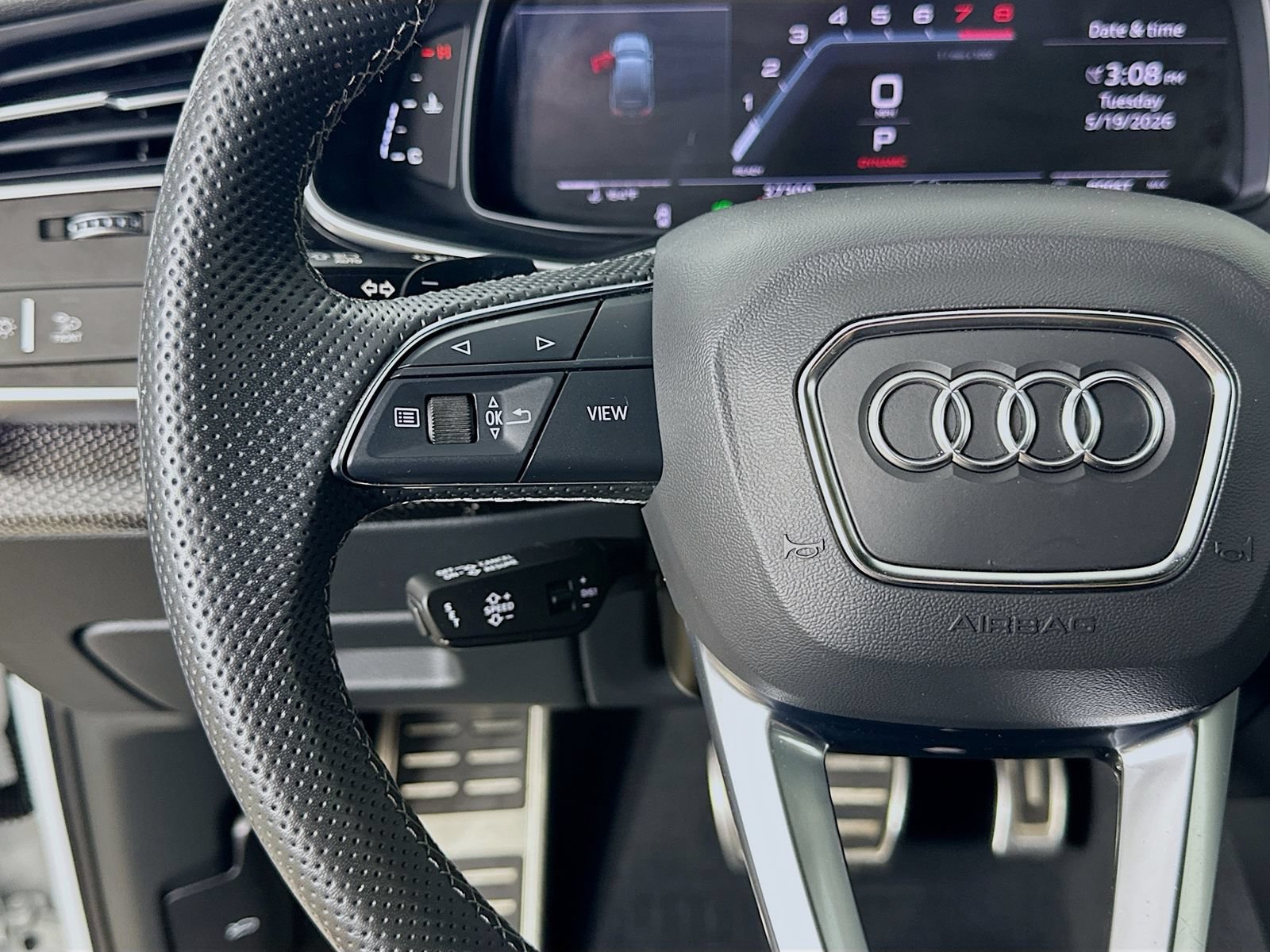 Used 2023 Audi SQ7 Premium Plus w/ Executive Package AWD/4WD image 17