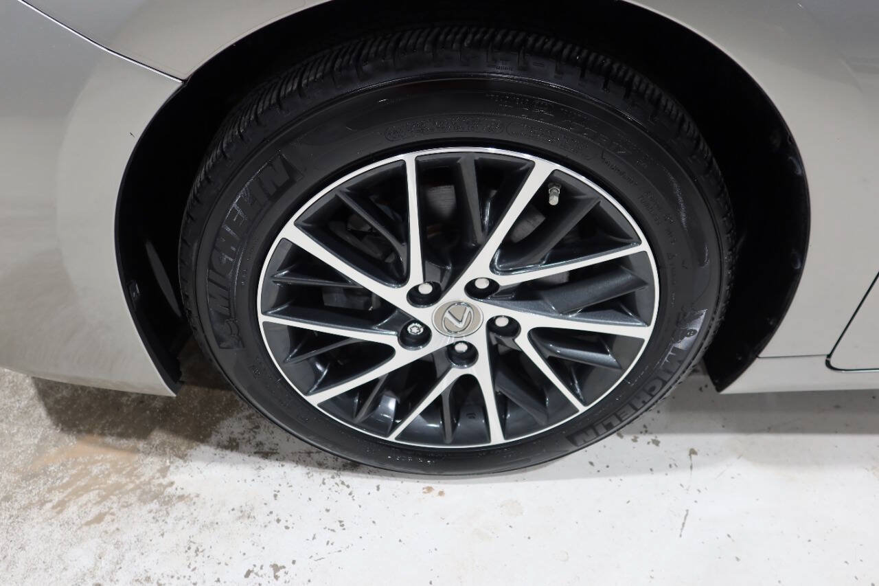 Used 2018 Lexus ES 350 w/ Luxury Package w/Wood Trim FWD image 10