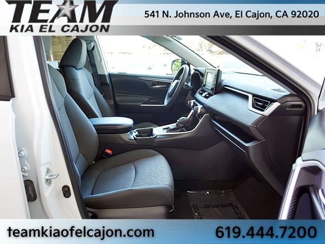 Used 2021 Toyota RAV4 XLE w/ Convenience Package AWD/4WD image 10