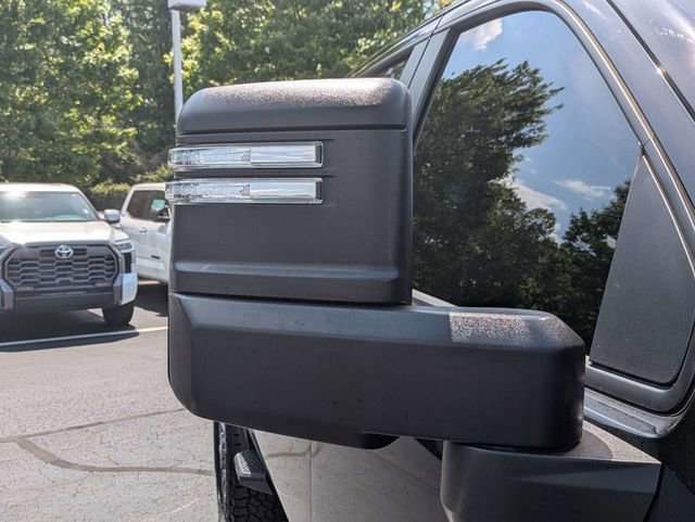 Used 2022 Chevrolet Silverado 2500 Custom w/ Custom Convenience Package AWD/4WD image 12