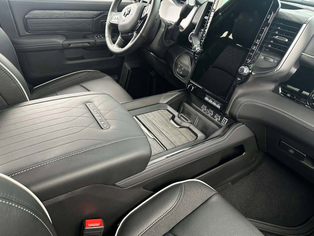 New 2026 RAM 2500 Limited image 23